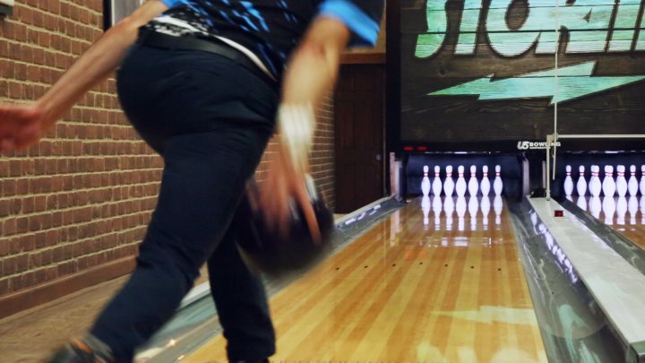 12lb NIB Storm Astro Physix New 1st Quality Bowling Ball CYAN/INDIGO/CHARCOAL 